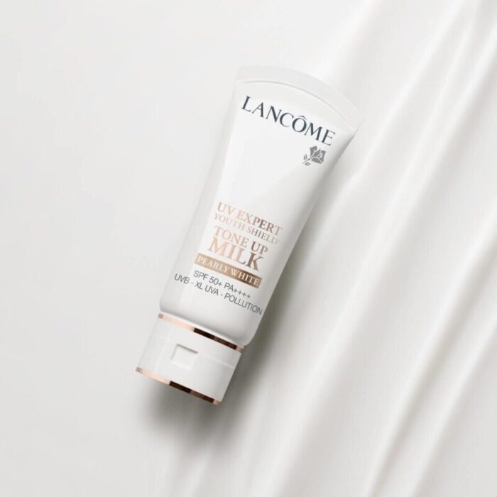 lancome uv expert tone up milk pearly white 30ml 240723035652 1